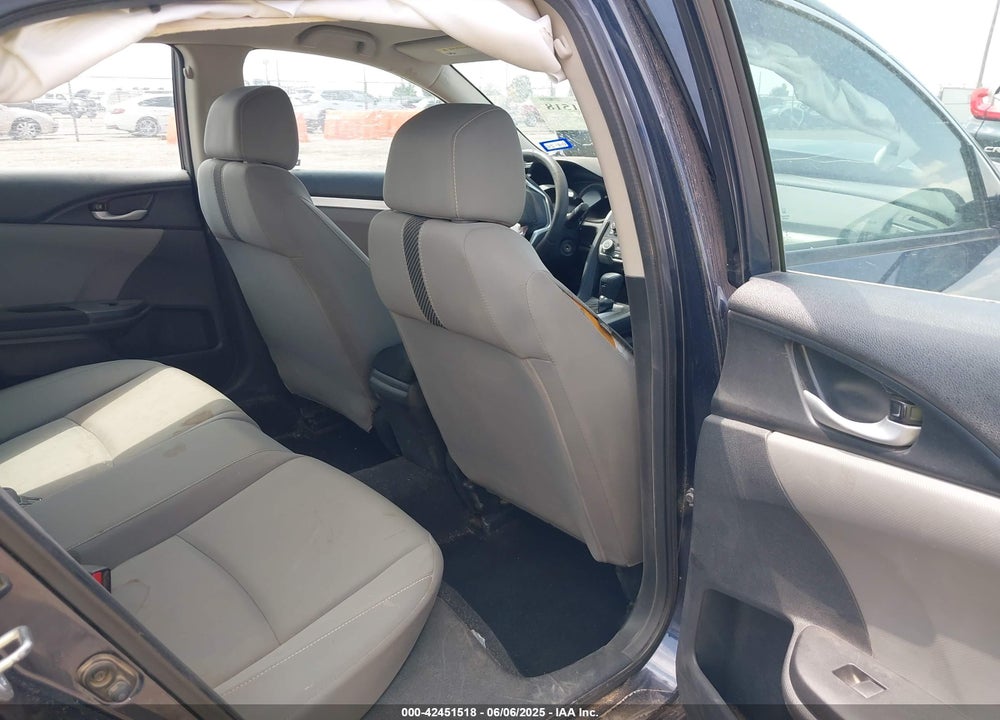 2018 HONDA CIVIC VIN: 19XFC2F59JE012902