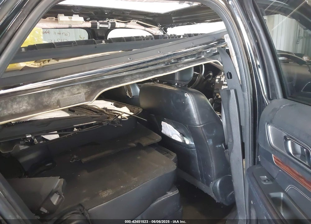 2017 FORD EXPLORER VIN: 1FM5K8F88HGC69938