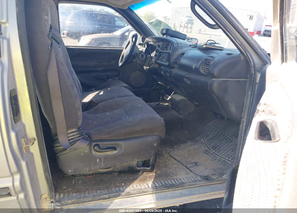 1999 DODGE RAM 1500 ST VIN: 1B7HF13Z4XJ535581
