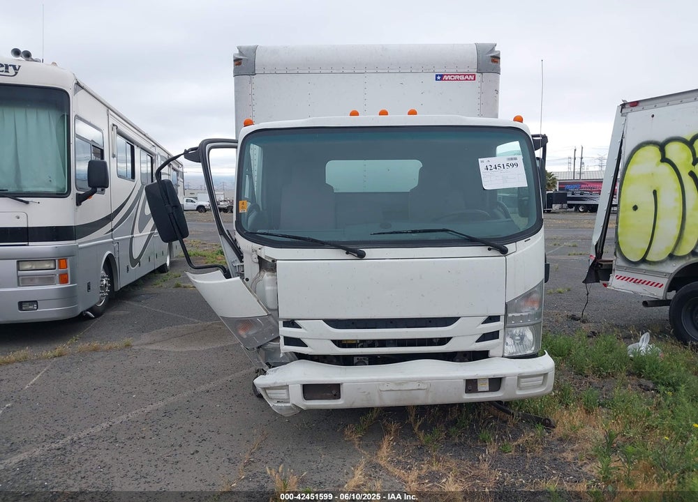 2016 ISUZU NPR DSL REG AT VIN: JALB4W178G7F00177