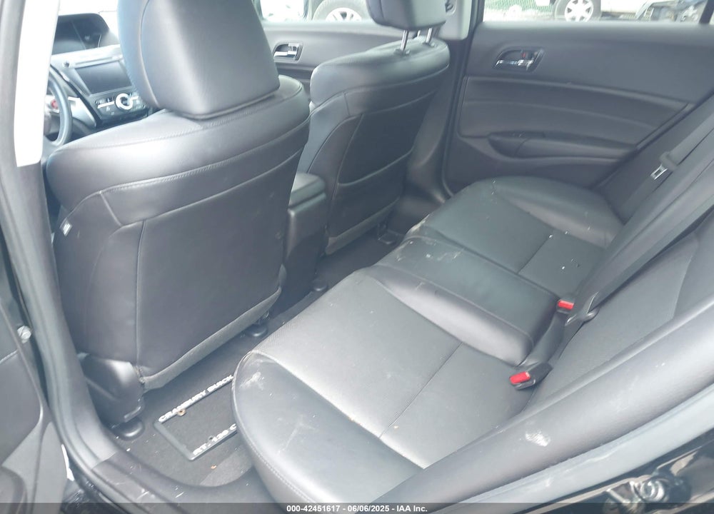 2017 ACURA ILX VIN: 19UDE2F7XHA012294