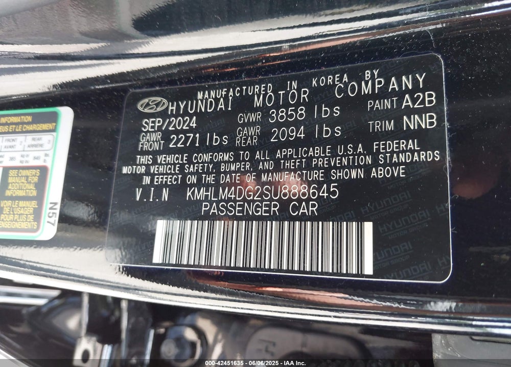 2025 HYUNDAI ELANTRA VIN: KMHLM4DG2SU888645