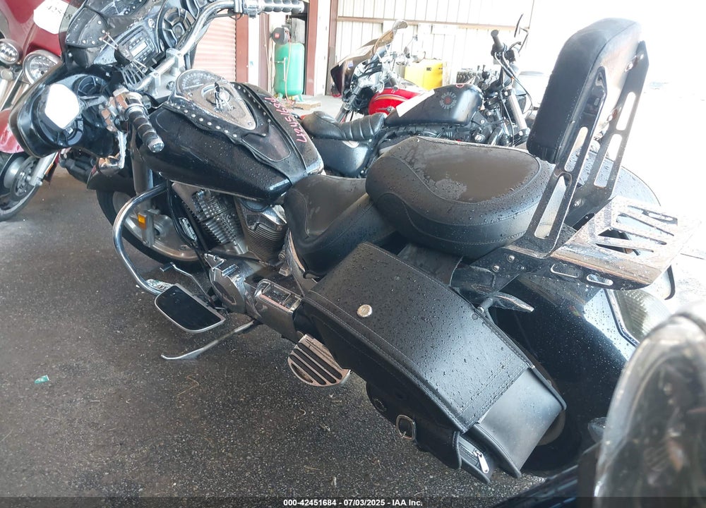 2005 HONDA VTX1300 R VIN: 1HFSC52315A212918