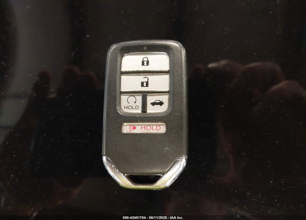 2016 HONDA ACCORD VIN: 1HGCR2F8XGA214608