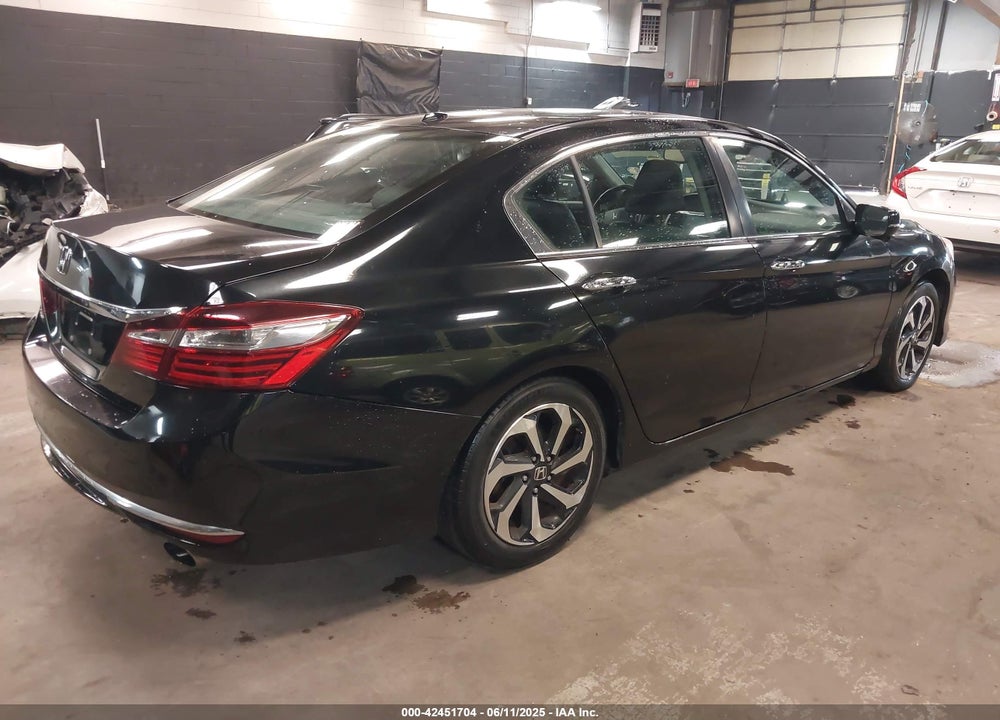 2016 HONDA ACCORD VIN: 1HGCR2F8XGA214608