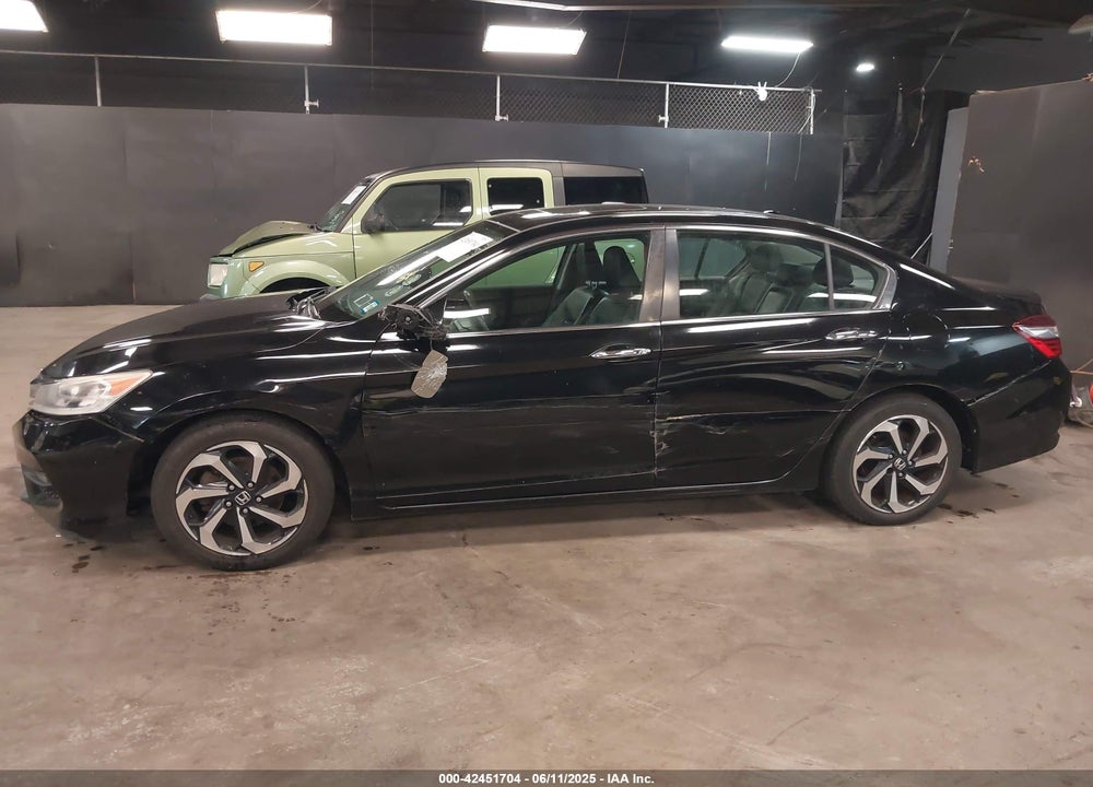 2016 HONDA ACCORD VIN: 1HGCR2F8XGA214608