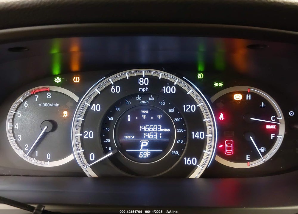 2016 HONDA ACCORD VIN: 1HGCR2F8XGA214608