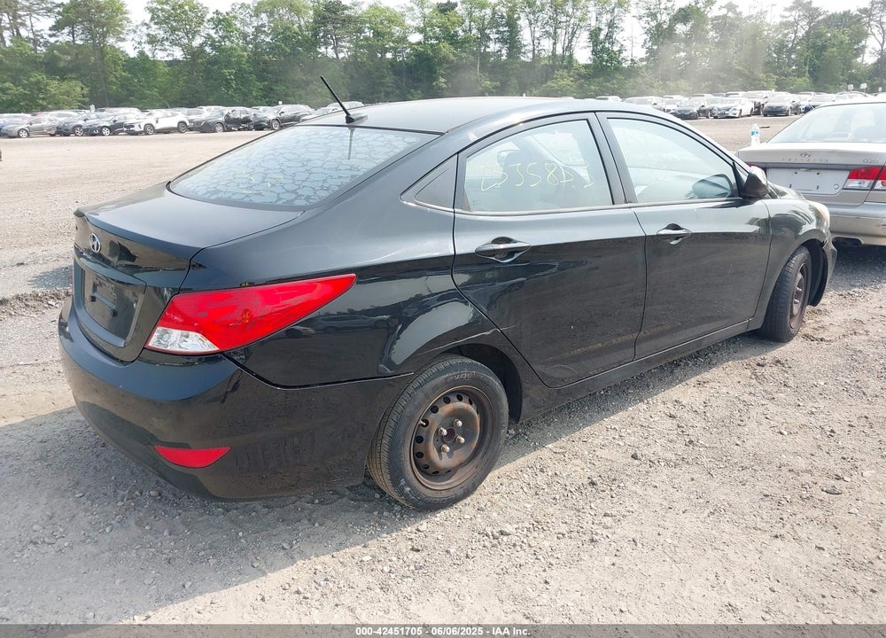 2013 HYUNDAI ACCENT VIN: KMHCT4AE7DU279947
