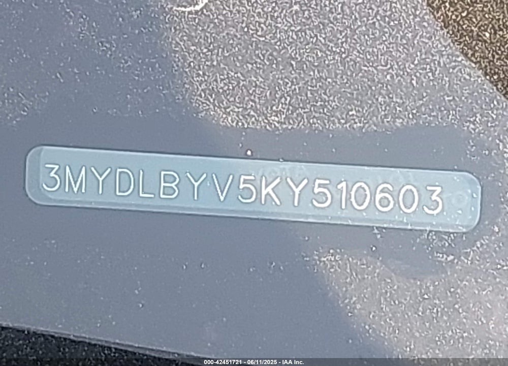 2019 TOYOTA YARIS VIN: 3MYDLBYV5KY510603