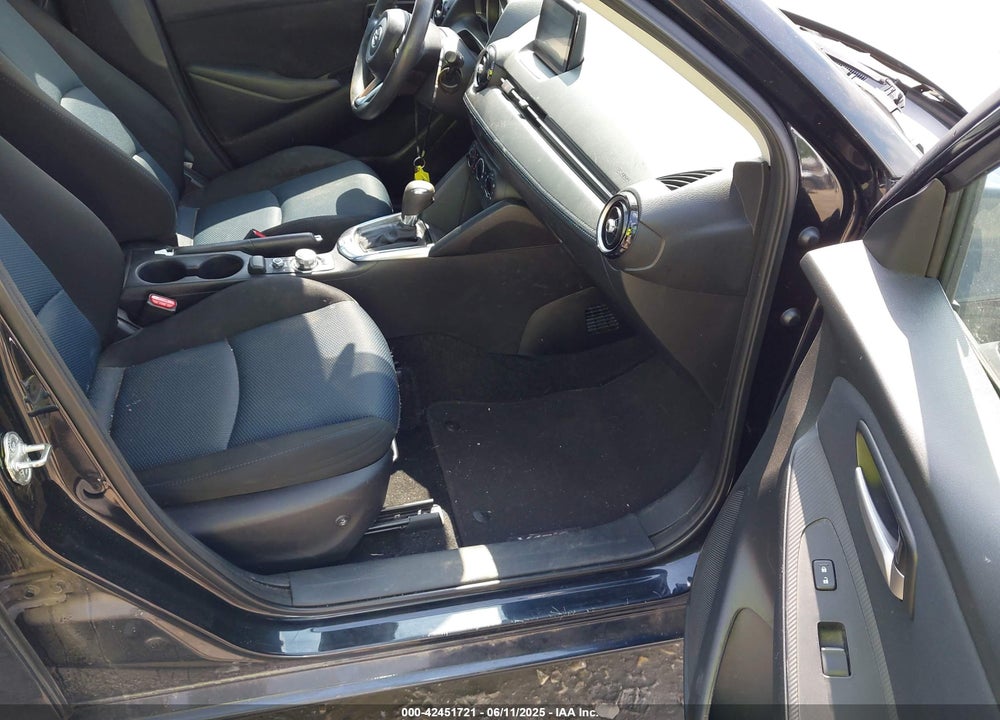 2019 TOYOTA YARIS VIN: 3MYDLBYV5KY510603