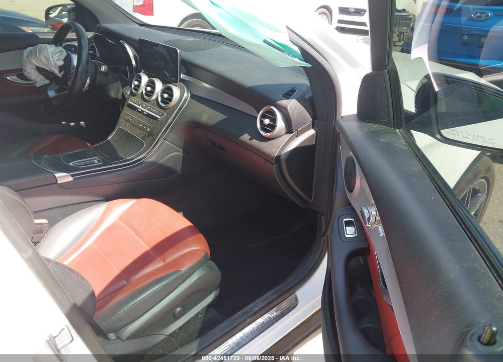 2021 MERCEDES-BENZ GLC CLASS VIN: W1N0G8DB5MV276777
