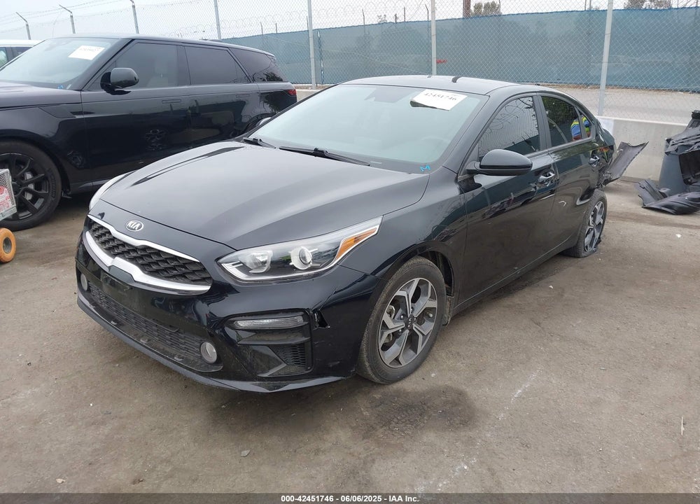 2021 KIA FORTE VIN: 3KPF24AD8ME284245