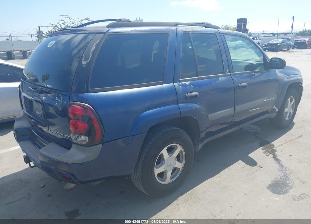 2004 CHEVROLET TRAILBLAZER LS VIN: 1GNDS13S342318808