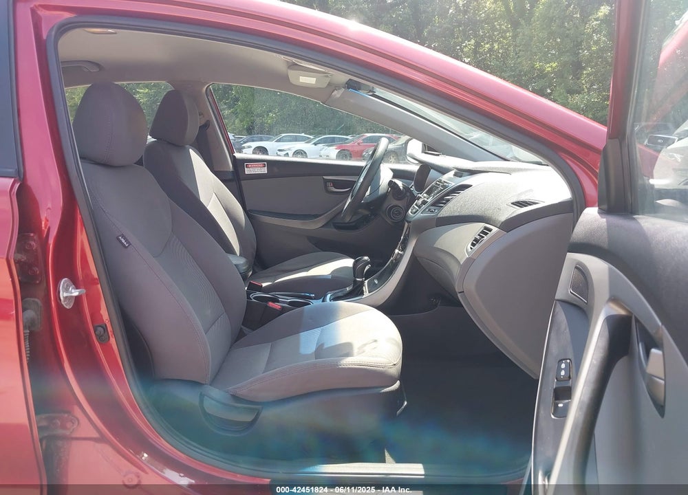 2016 HYUNDAI ELANTRA SE VIN: 5NPDH4AE9GH711804
