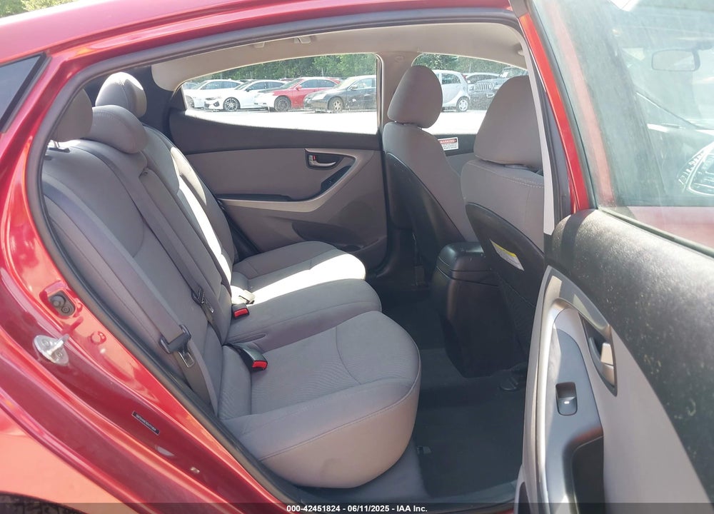 2016 HYUNDAI ELANTRA SE VIN: 5NPDH4AE9GH711804