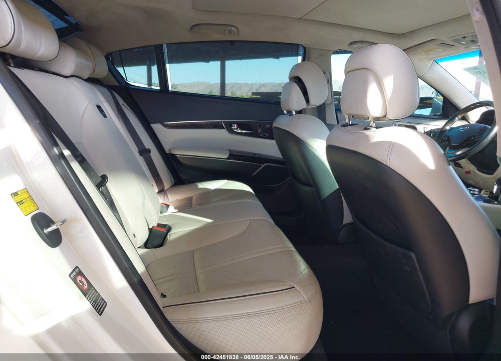 2015 KIA K900 VIN: KNALW4D45F6017623