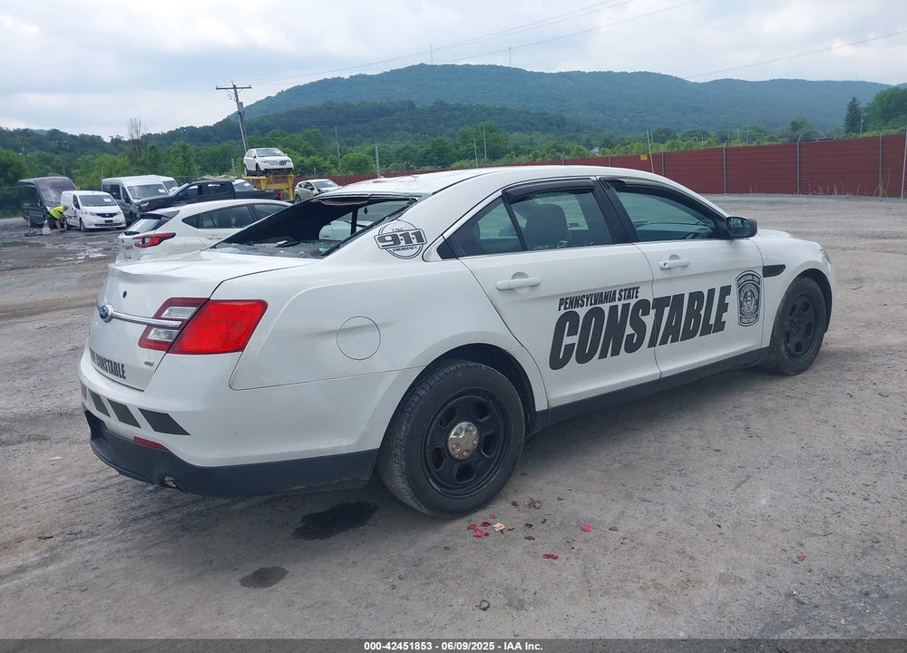2013 FORD POLICE INTERCEPTOR VIN: 1FAHP2MK9DG199882