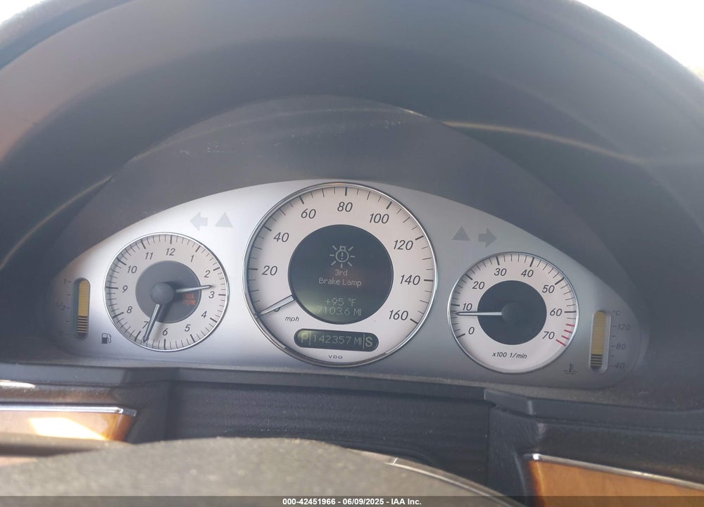 2008 MERCEDES-BENZ E-CLASS VIN: WDBUF87X68B196932