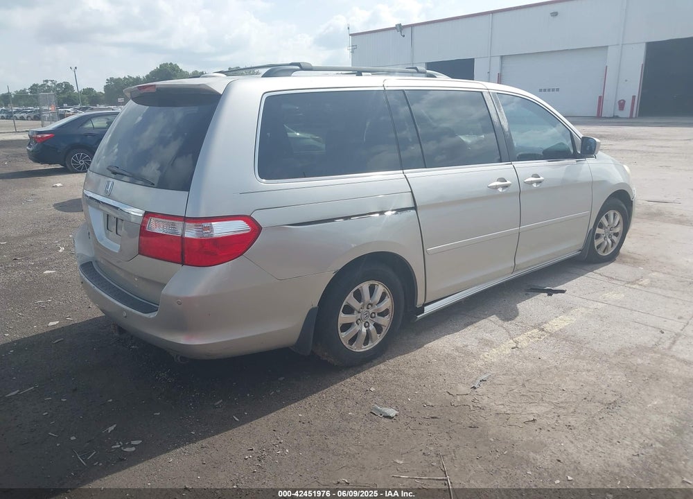2006 HONDA ODYSSEY TOURING VIN: 5FNRL38856B082831