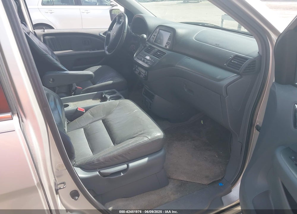 2006 HONDA ODYSSEY TOURING VIN: 5FNRL38856B082831