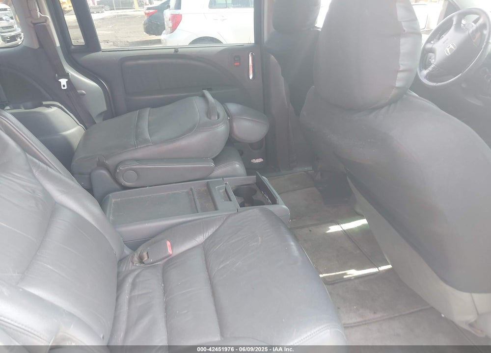 2006 HONDA ODYSSEY TOURING VIN: 5FNRL38856B082831