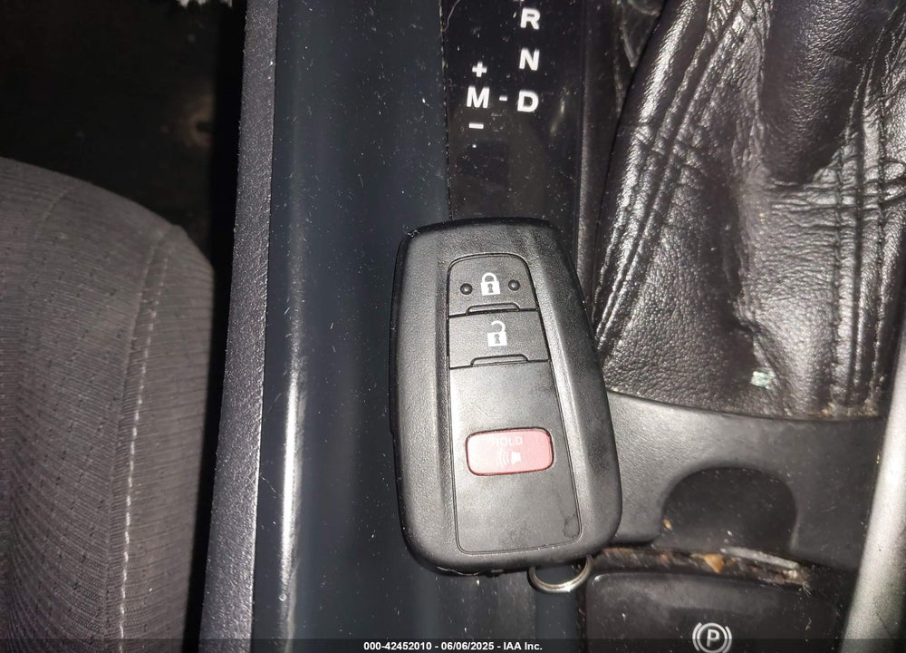 2018 TOYOTA C-HR VIN: NMTKHMBX4JR016105