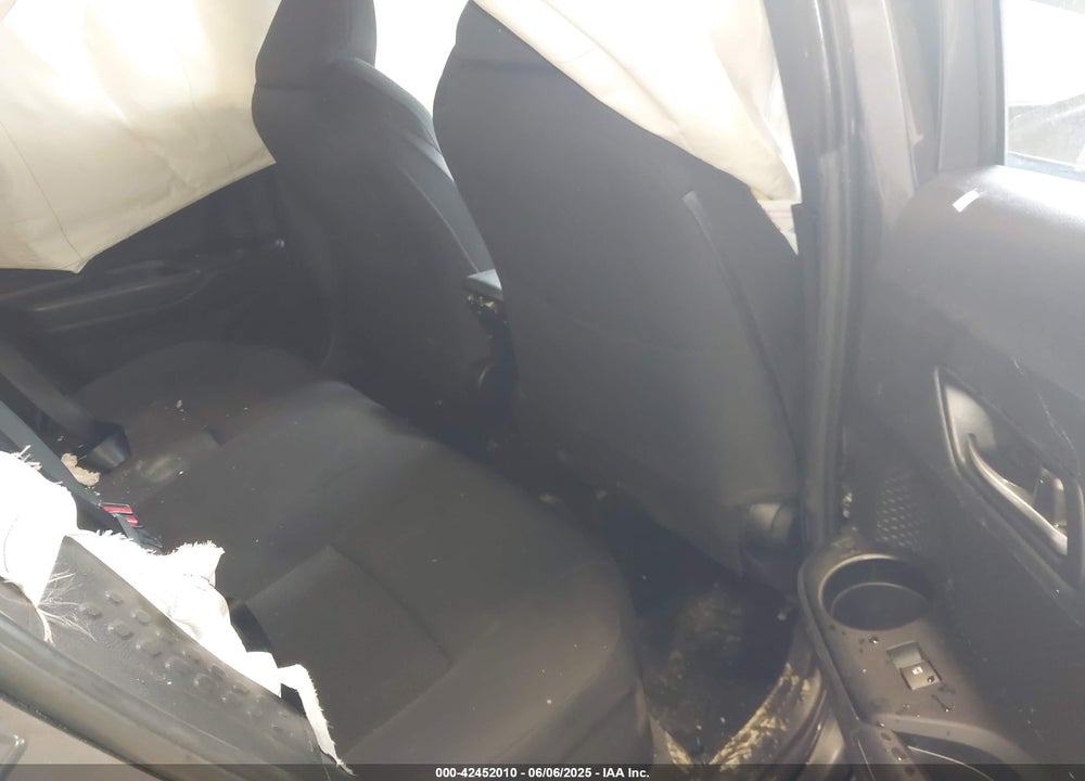 2018 TOYOTA C-HR VIN: NMTKHMBX4JR016105