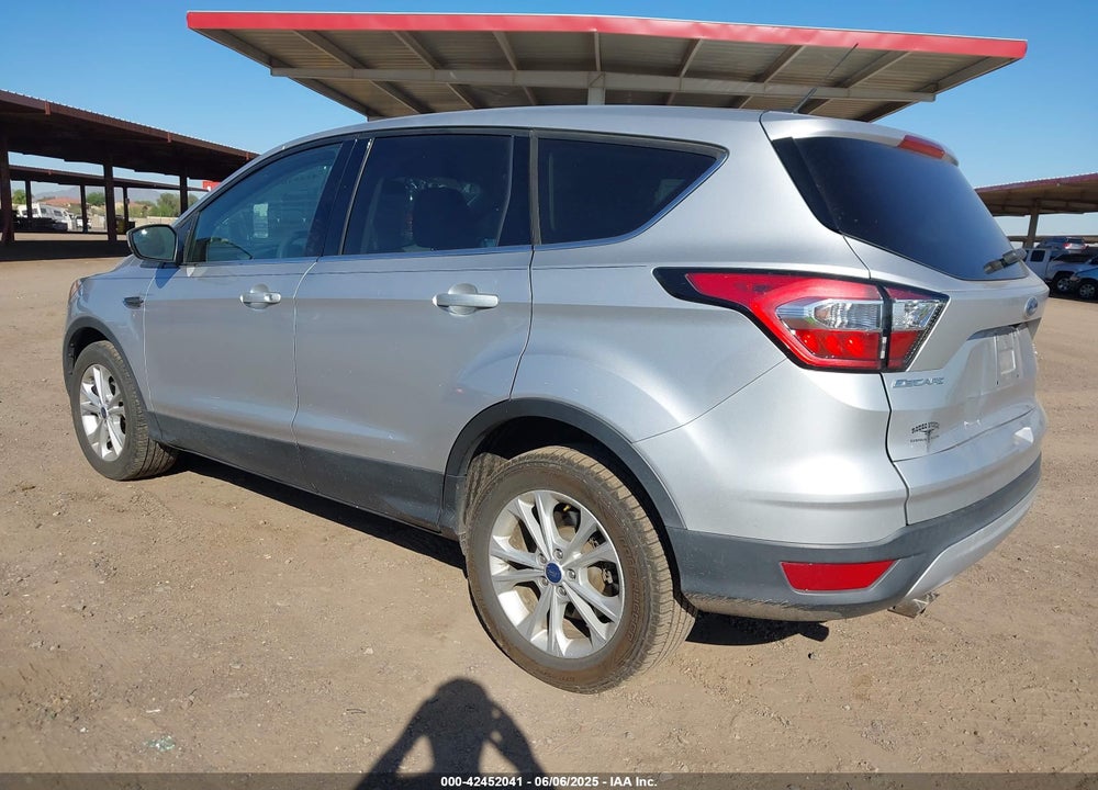 2017 FORD ESCAPE SE VIN: 1FMCU0GDXHUE92207
