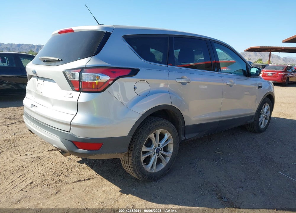 2017 FORD ESCAPE SE VIN: 1FMCU0GDXHUE92207