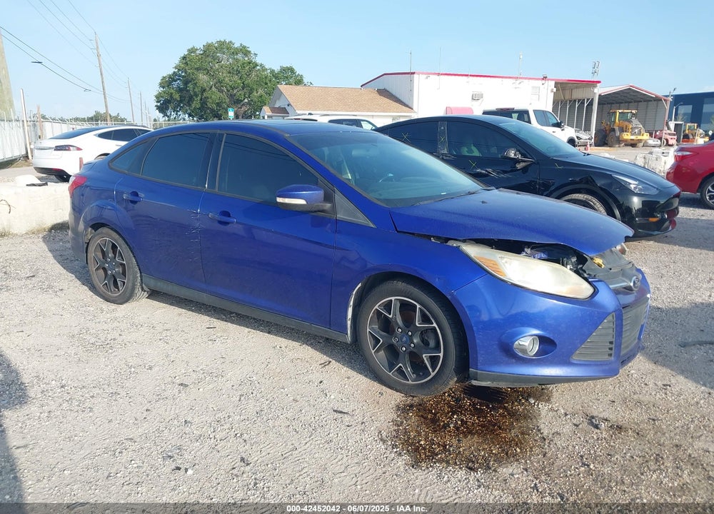 2014 FORD FOCUS SE VIN: 1FADP3F23EL252067