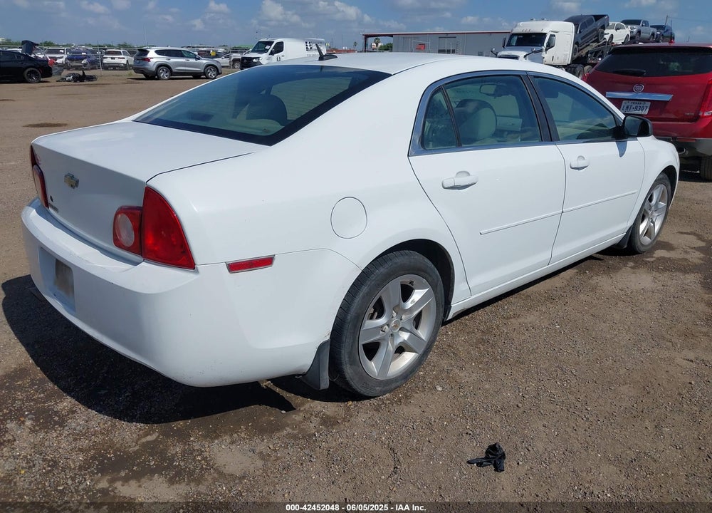 2011 CHEVROLET MALIBU LS VIN: 1G1ZB5E17BF131354