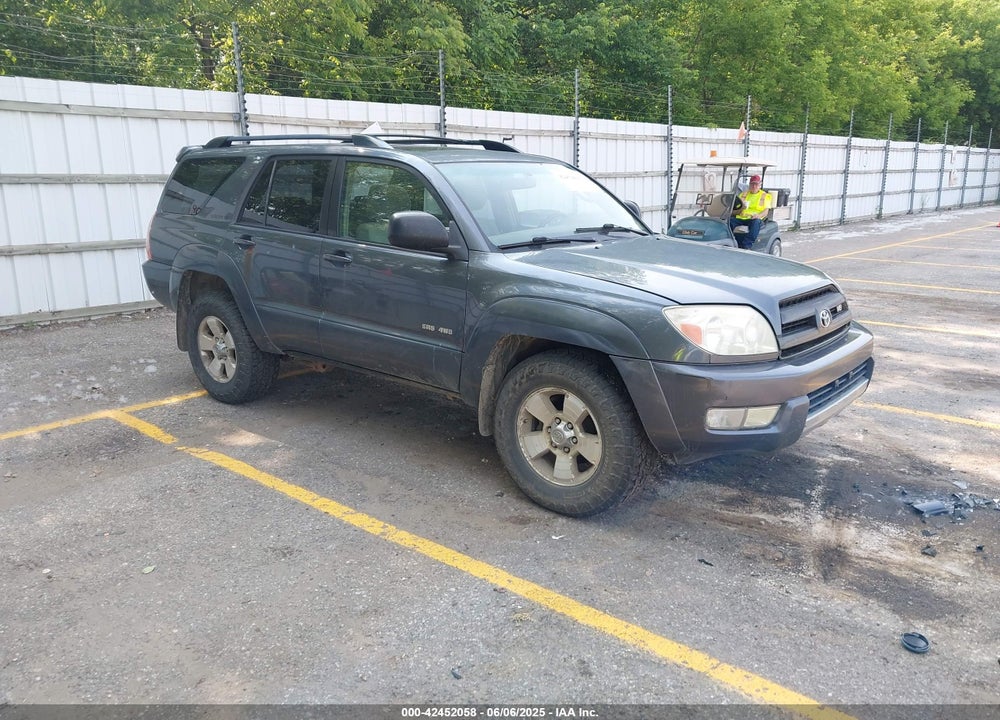 2004 TOYOTA 4RUNNER SR5 V8 VIN: JTEBT14R240031458