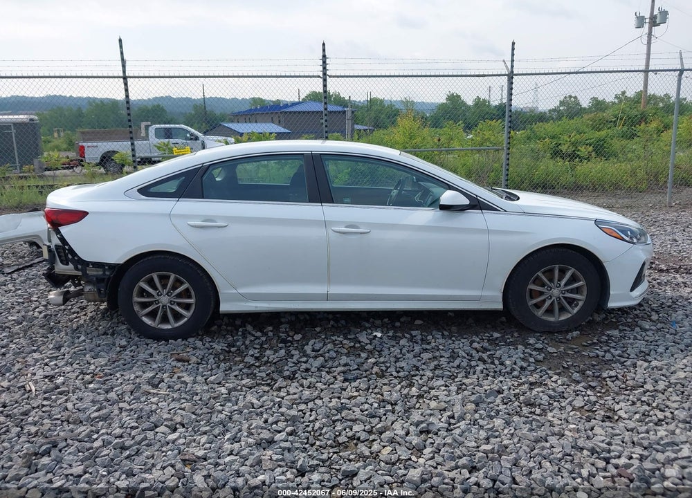 2018 HYUNDAI SONATA VIN: 5NPE24AF0JH607112