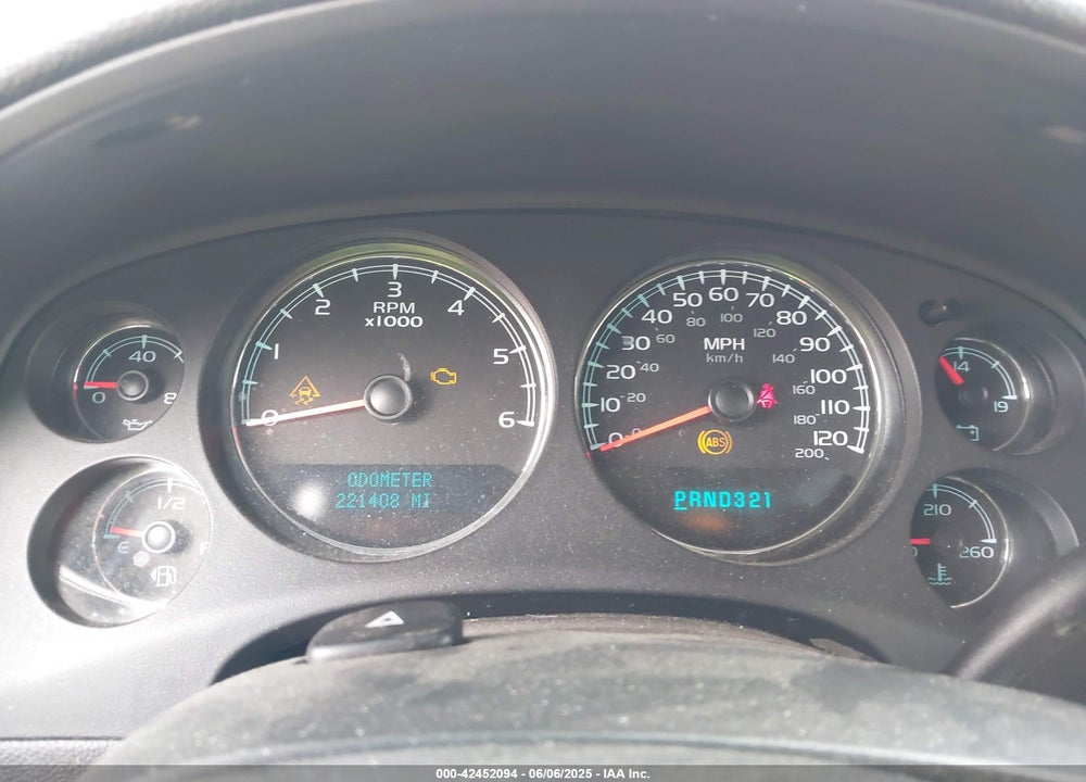 2008 CHEVROLET TAHOE VIN: 1GNFK13058J103613