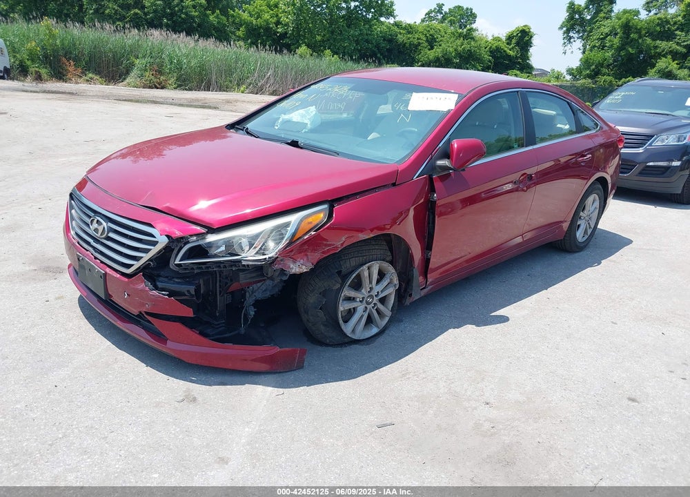 2015 HYUNDAI SONATA SE VIN: 5NPE24AF6FH205750