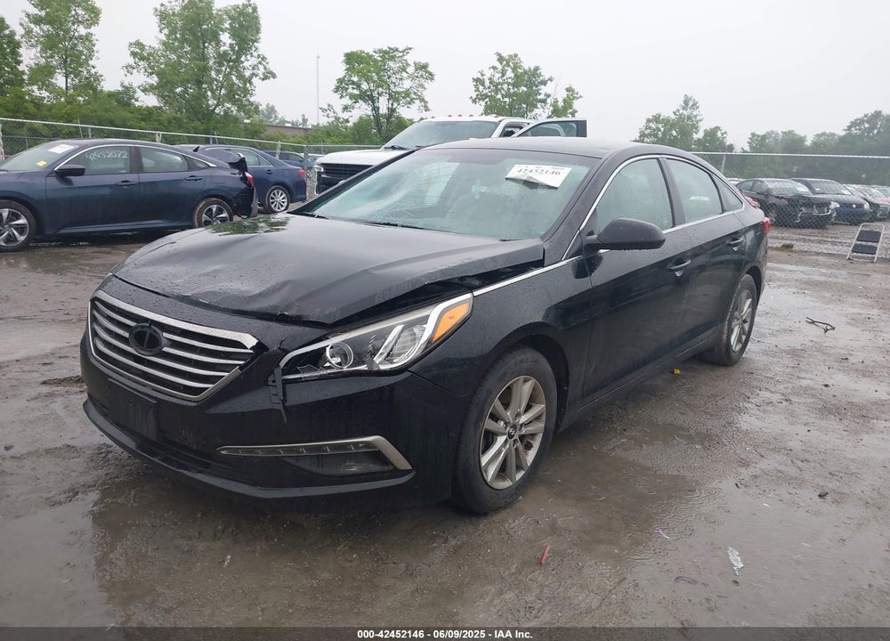2015 HYUNDAI SONATA VIN: 5NPE24AF9FH022830