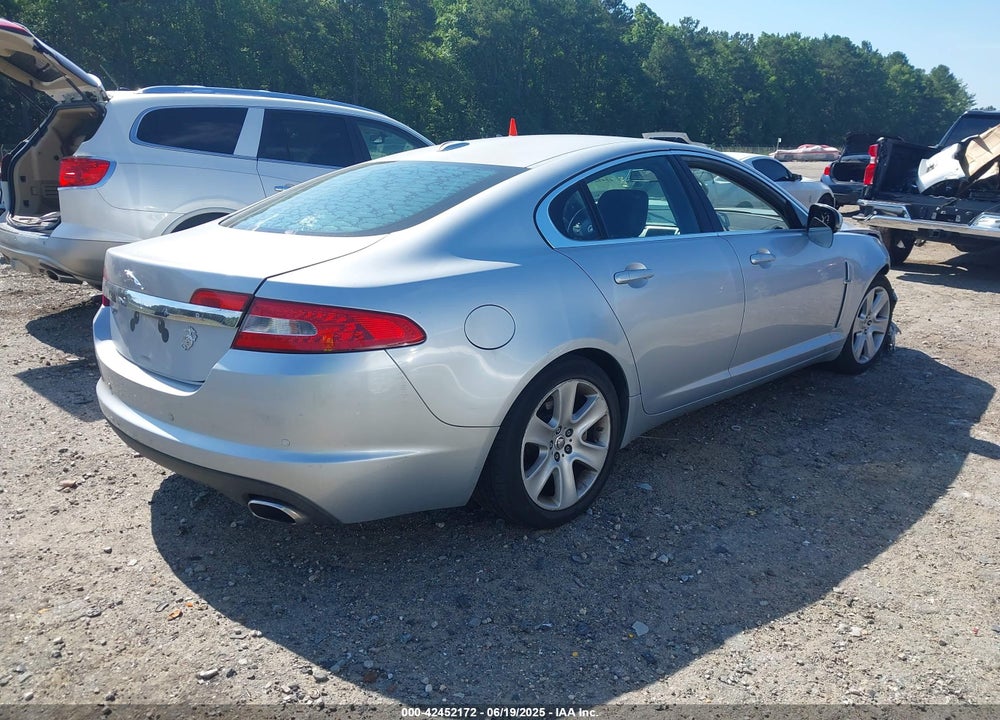 2010 JAGUAR XF VIN: SAJWA0FA2AHR59492