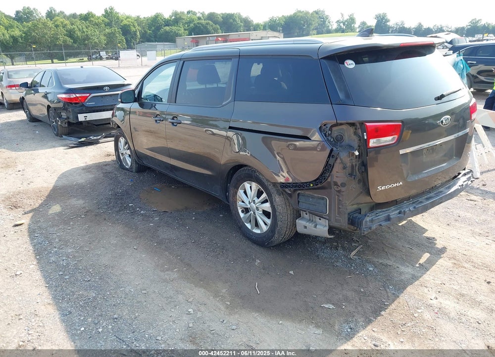2016 KIA SEDONA LX VIN: KNDMB5C13G6194625