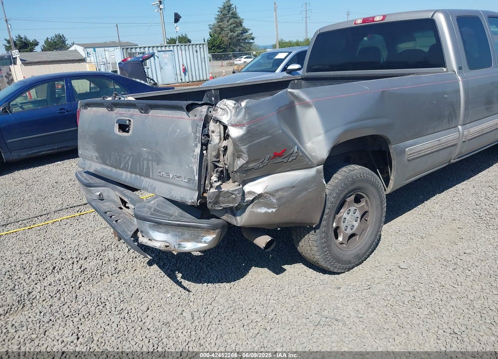 2001 CHEVROLET SILVERADO 1500 VIN: 1GCEK19T81E298983