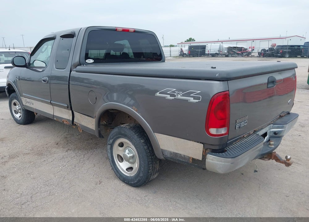 2003 FORD F-150 LARIAT/XL/XLT VIN: 2FTRX18W33CA38143