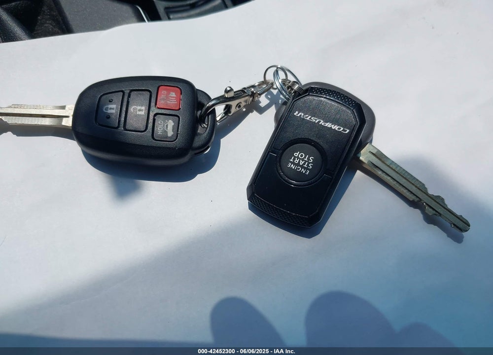 2016 TOYOTA CAMRY VIN: 4T1BF1FK4GU211285
