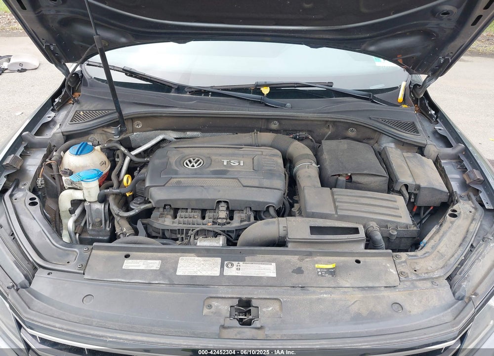 2016 VOLKSWAGEN PASSAT VIN: 1VWAT7A30GC054210
