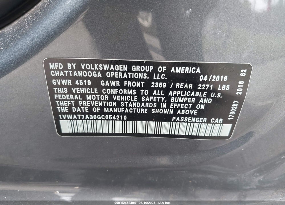 2016 VOLKSWAGEN PASSAT VIN: 1VWAT7A30GC054210
