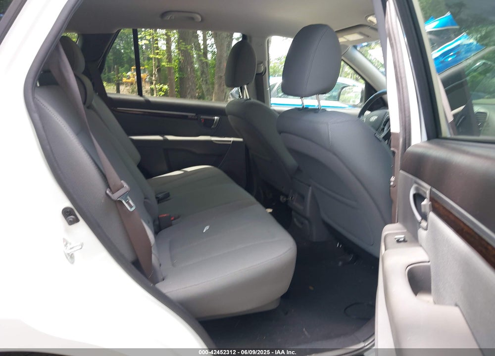2012 HYUNDAI SANTA FE VIN: 5XYZG3AB8CG136069