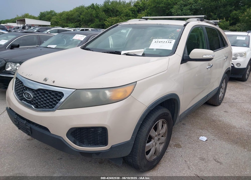 2011 KIA SORENTO VIN: 5XYKT4A24BG160354