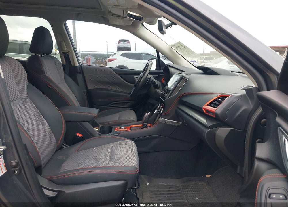 2020 SUBARU FORESTER VIN: JF2SKARC2LH459852