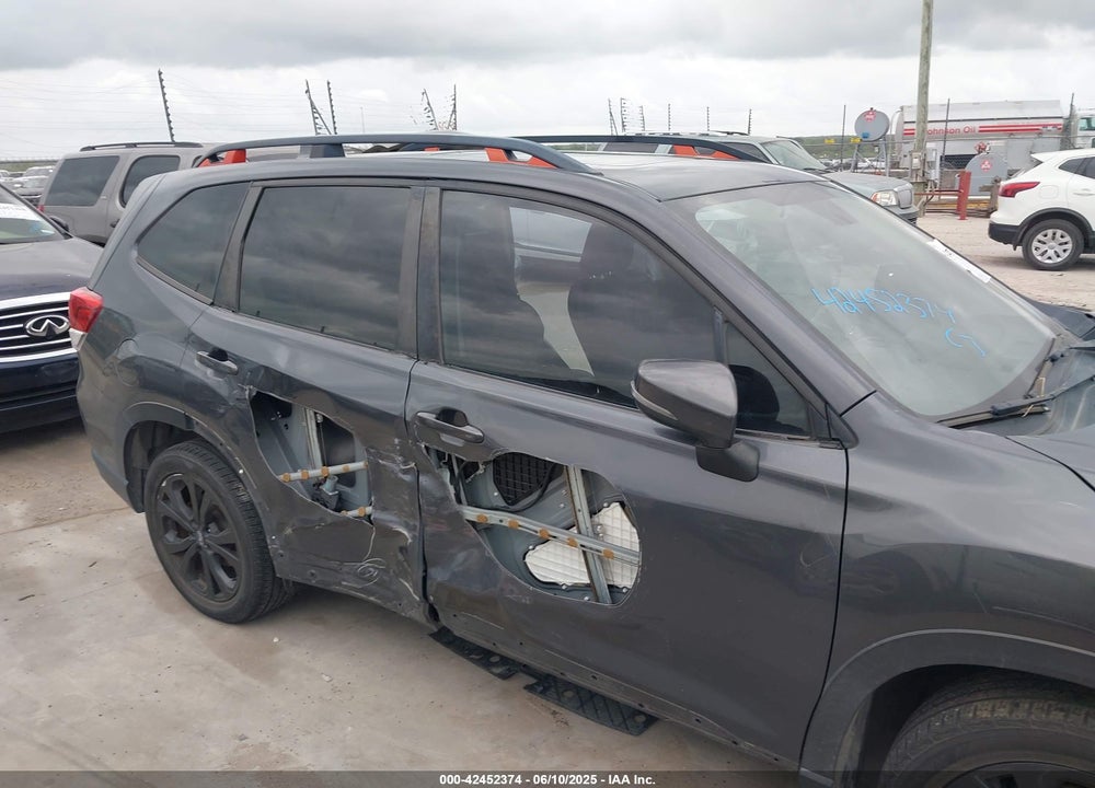 2020 SUBARU FORESTER VIN: JF2SKARC2LH459852