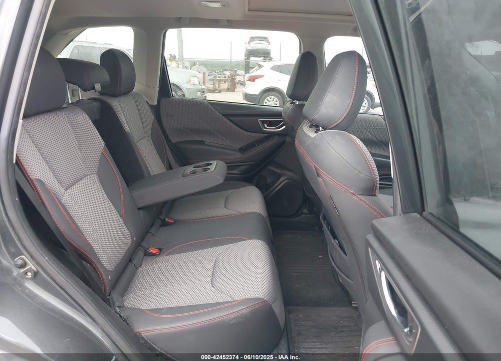 2020 SUBARU FORESTER VIN: JF2SKARC2LH459852