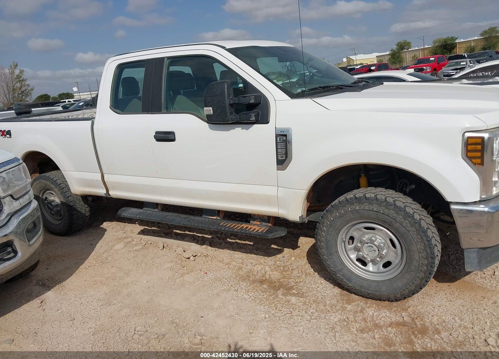 2019 FORD F-250 VIN: 1FT7X2B62KEG56083