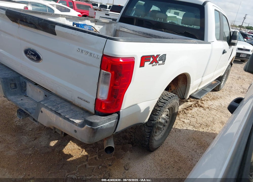 2019 FORD F-250 VIN: 1FT7X2B62KEG56083